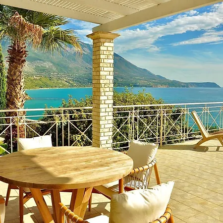 Stone Kefaloniaprivatevillas فيلة *